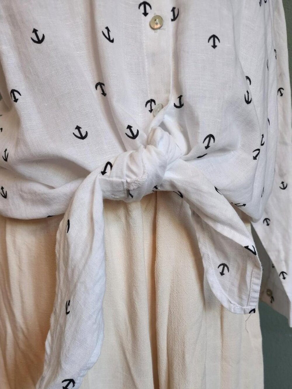Women's White and Navy Anchor Button up tie Blouse Size Medium - Picture 6 of 8